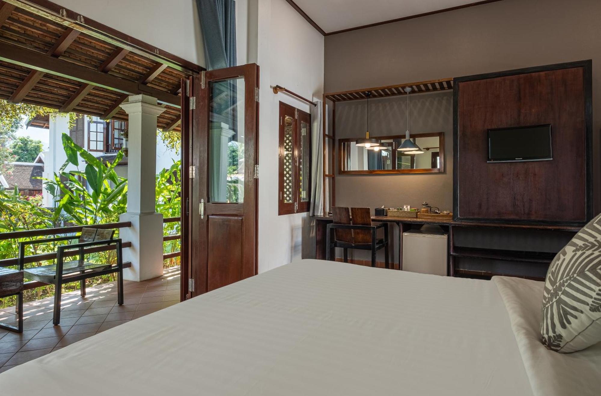 Sanctuary Hotel Luang Prabang Exterior photo